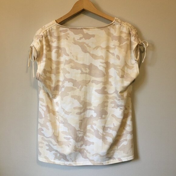 Jane and Delancey Camo Lace Up Muscle Tee - Picture 4 of 14